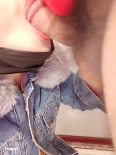 女主播勾引中学生破处(1).